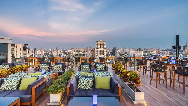 曼谷屋顶酒吧香草天空