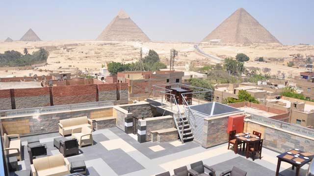 屋顶酒吧最佳视图金字塔酒店在开罗