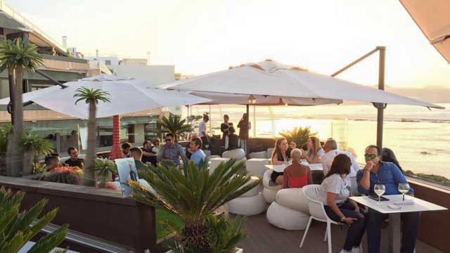 加那利群岛的Terraza La Casa Blanca屋顶酒吧