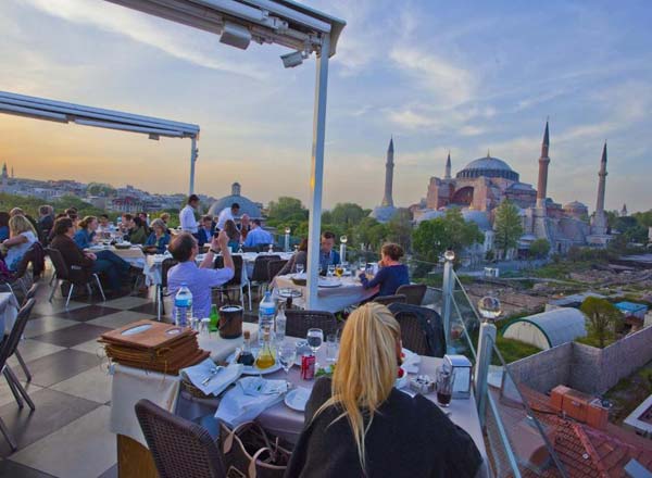伊斯坦布尔的屋顶酒吧七山餐厅
