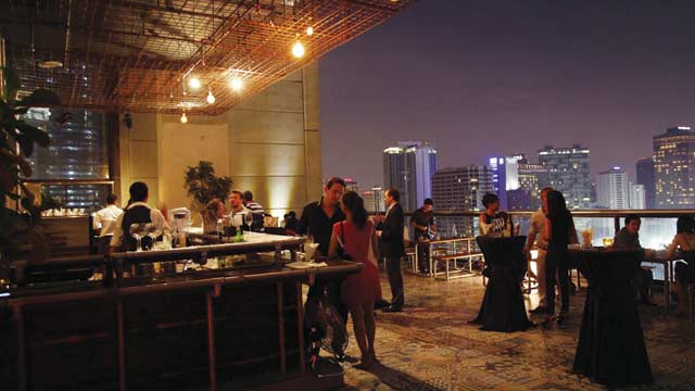 吉隆坡的屋顶酒吧Troika Sky Dining