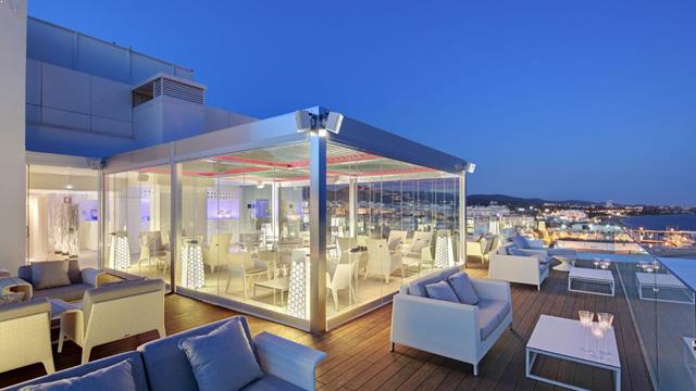 屋顶酒吧Belvue屋顶酒吧Amàre玛贝拉海滩酒店在玛贝拉