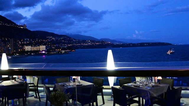 屋顶酒吧L'Horizon甲板，餐厅和香槟酒吧i摩纳哥