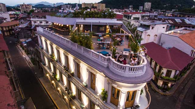 巴拿马城的屋顶酒吧Numen Rooftop