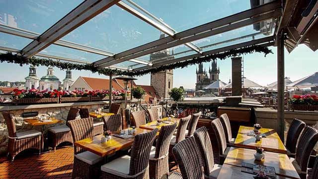 屋顶酒吧Terasa U王子在布拉格