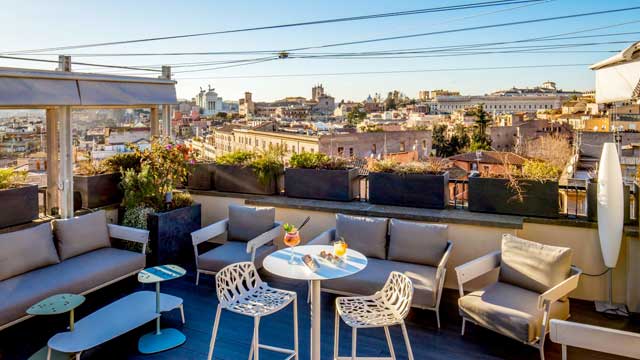 罗马Monti View设计的屋顶酒吧Tiziano Terrace