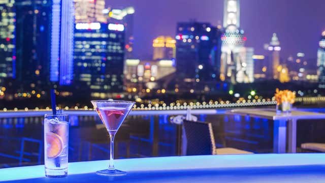 上海悦榕庄的屋顶酒吧