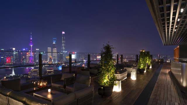上海宝格丽酒店的屋顶酒吧La Terrazza
