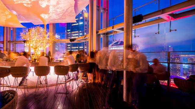 新加坡的屋顶酒吧Artemis Grill & Sky bar