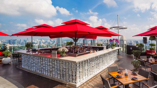 位于新加坡滨海湾金沙的屋顶酒吧CÉ LA VI