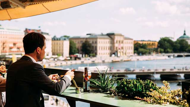 斯德哥尔摩的屋顶酒吧Kungliga Operan