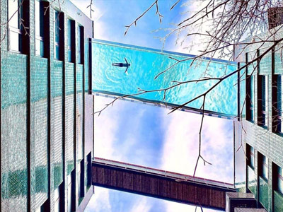 在纽约最佳金博宝188手机网页的屋顶泳池